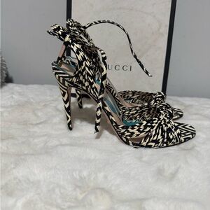 Sold!!! Gucci Women's Black and Cream Patterned Heels